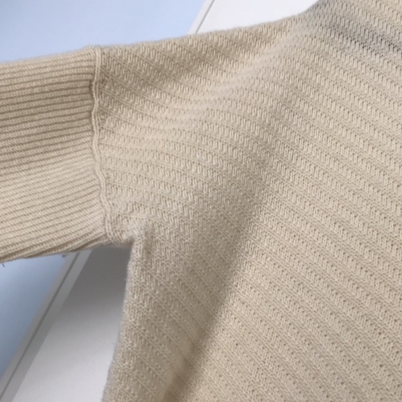 Vince wool and cashmere sweater - Picture 2 of 16